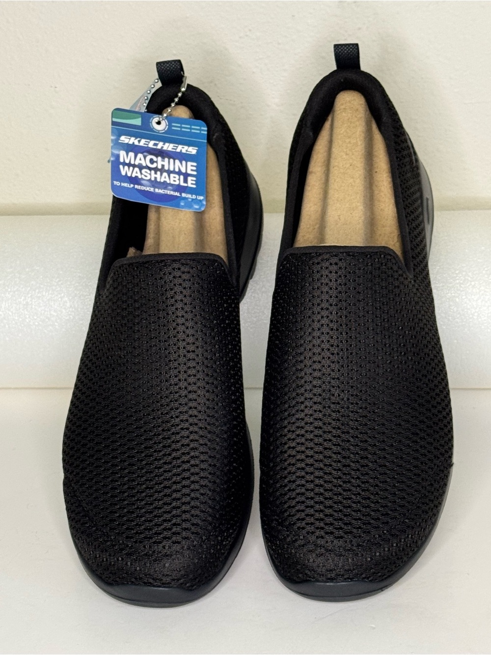 Skechers GO WALK Max Women's Slip-On Sneakers Black Size 9.5 NWT